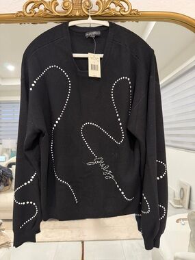 Guess Jet Black Apparel Tag - Black & White